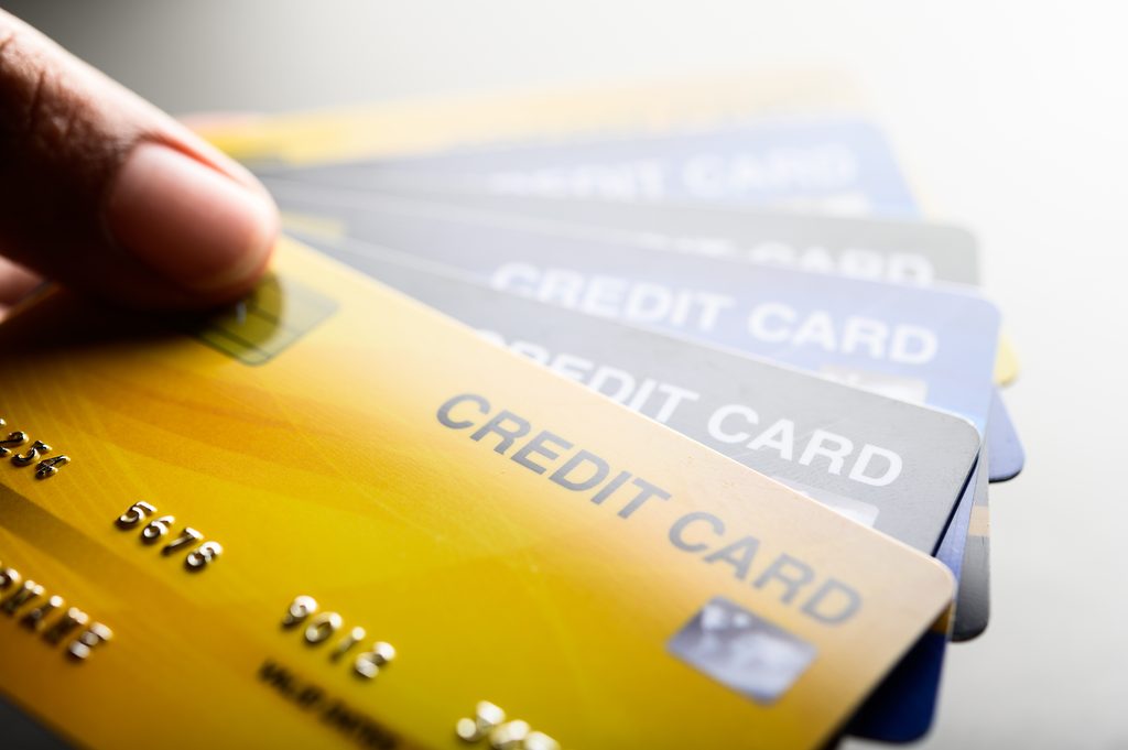 close-up-images-multiple-credit-card-handsets