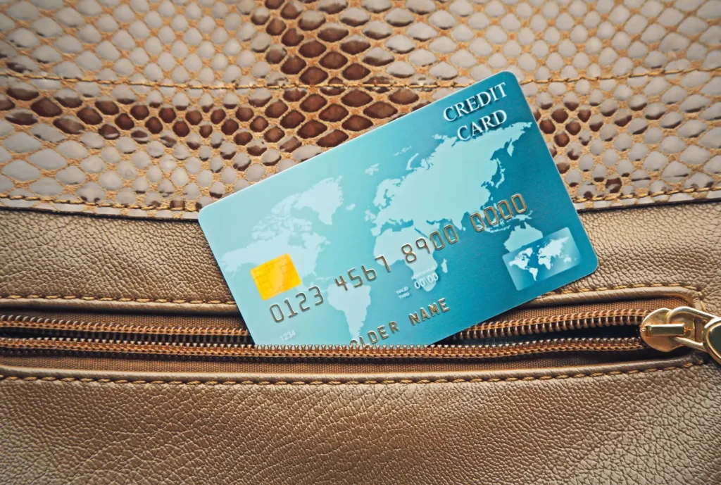 credit-card-pocket