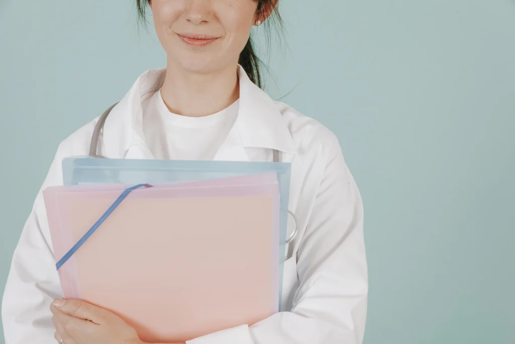 crop-doctor-with-papers